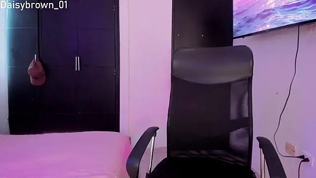 Daisy Brown01 online show from 11-17-25, 05:06