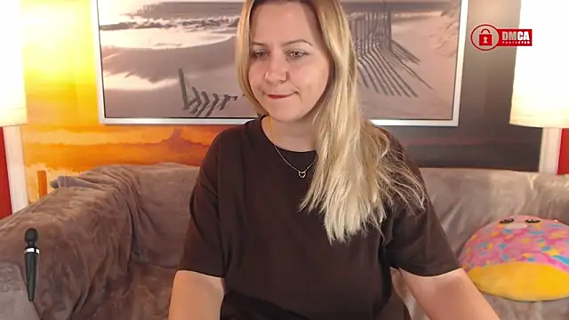Snapshot of BigBoobsARRI chatting on 01-29-25, 02:53 BigBoobsARRI online show from 01-29-25, 02:53