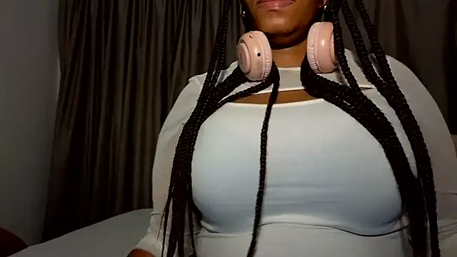 SexyFreaky  online show from 02-06-26, 07:21