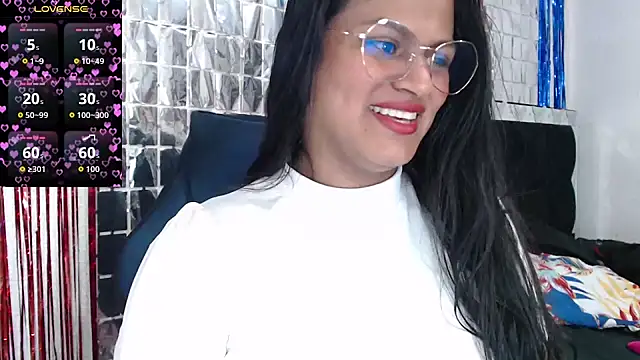 SweetAlmaa online show from 09-22-25, 12:11