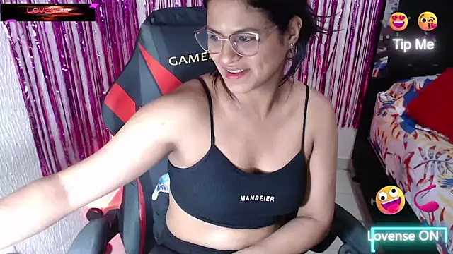 SweetAlmaa online show from 07-24-26, 12:01