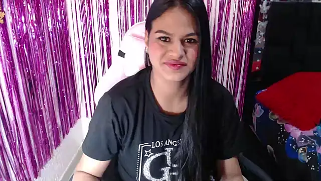 SweetAlmaa online show from 05-28-26, 11:49