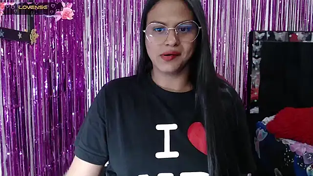 Snapshot of SweetAlmaa chatting on 01-08-26, 11:00 SweetAlmaa online show from 01-08-26, 11:00