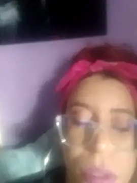 Snapshot of lorraine_alves_ferreira chatting on 05-21-26, 03:42 lorraine alves ferreira online show from 05-21-26, 03:42
