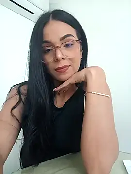 fabiana rodriguez online show from 02-25-25, 01:09