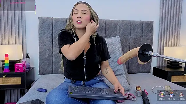 Ema Stone65 online show from 02-11-26, 07:58