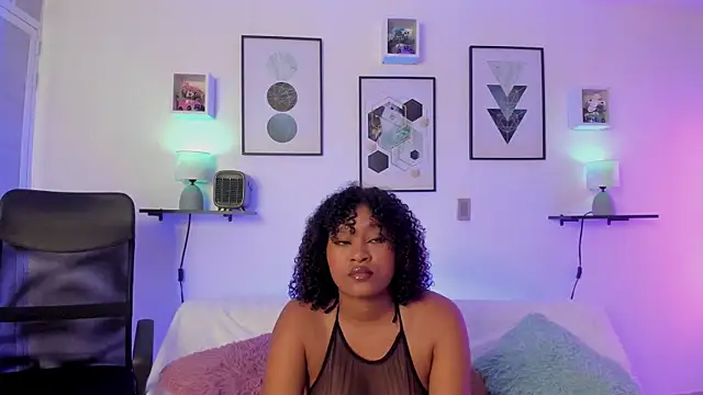 Snapshot of ohrianagibson chatting on 12-02-24, 01:09 ohrianagibson online show from 12-02-24, 01:09