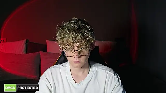 Keytaro online show from 03-25-26, 02:49