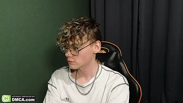 Keytaro online show from 02-20-26, 01:13