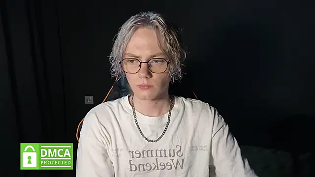 Snapshot of Keytaro chatting on 05-06-26, 02:32 Keytaro online show from 05-06-26, 02:32