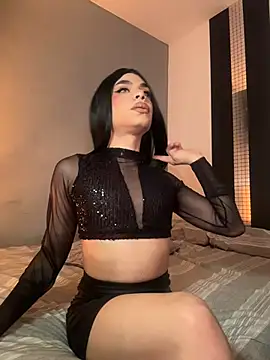 Snapshot of LucyGiraldo chatting on 07-09-26, 05:45 LucyGiraldo online show from 07-09-26, 05:45