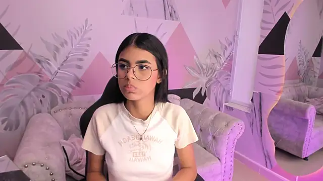 Isa little4u online show from 03-12-25, 04:46