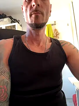 gabrielsaiyann online show from 11-03-25, 02:42