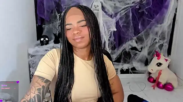 Marce 22 online show from 10-14-25, 04:51