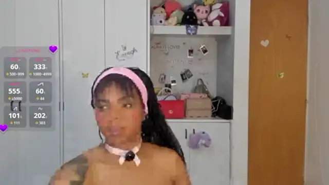 Snapshot of Marce_22 chatting on 04-26-26, 02:20 Marce 22 online show from 04-26-26, 02:20