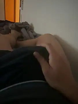 asakoda69 online show from 04-18-26, 10:32