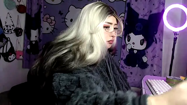 lussyevans24 online show from 04-04-26, 01:34