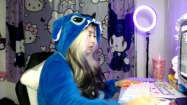 lussyevans24 online show from 11-11-25, 03:45