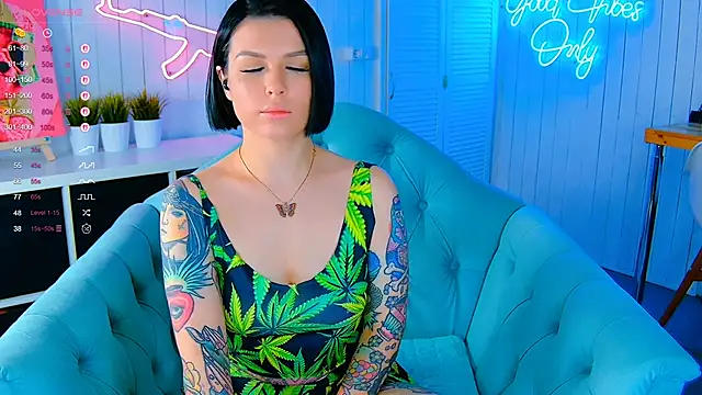 My toys pink online show from 11-30-25, 08:31