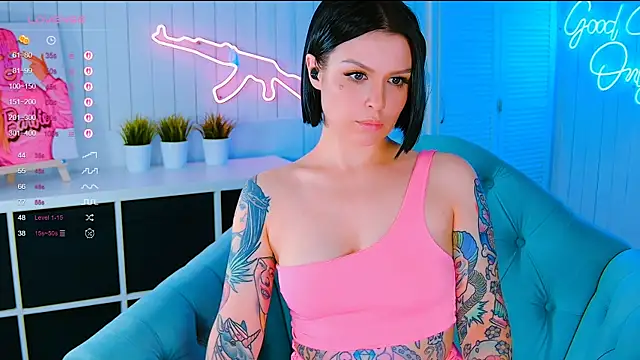 My toys pink online show from 10-19-25, 02:58