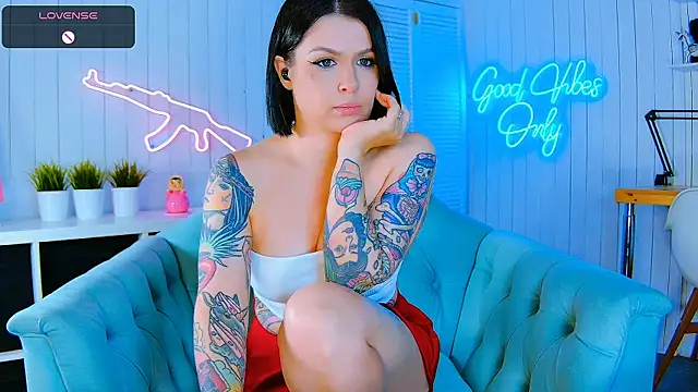 My toys pink online show from 07-07-26, 02:58