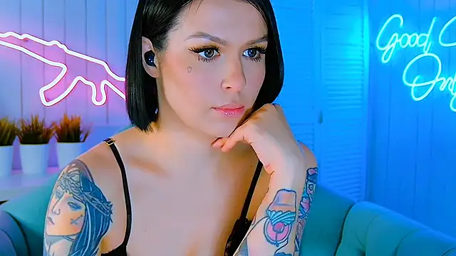 My toys pink online show from 04-10-26, 10:50