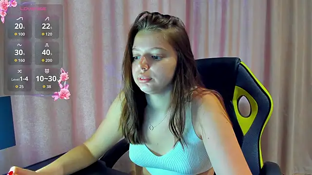 Snapshot of Nicky_Rosee chatting on 07-18-26, 01:03 Nicky Rosee online show from 07-18-26, 01:03
