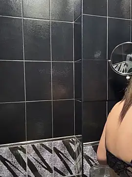 Kim SLO online show from 12-21-25, 02:30