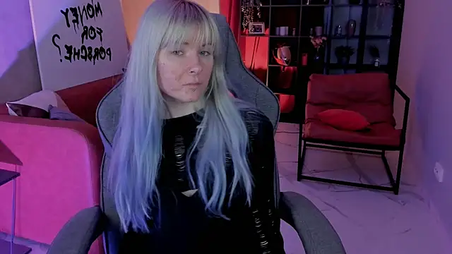 LexiWenford online show from 11-19-25, 03:06