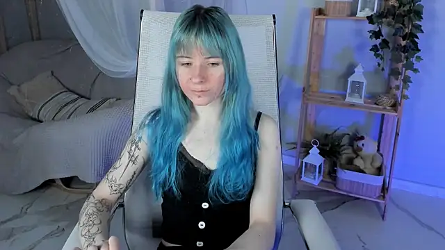 LexiWenford online show from 10-17-25, 02:59