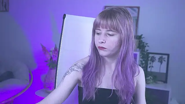 LexiWenford online show from 03-14-25, 02:53