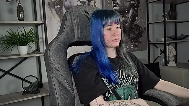 LexiWenford online show from 04-16-26, 02:56