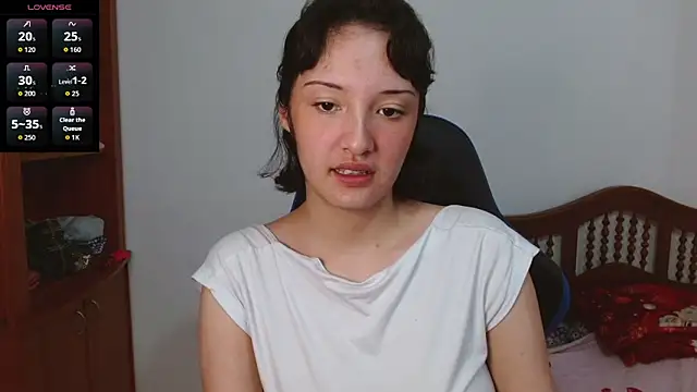 alexaa08 online show from 09-28-25, 04:14