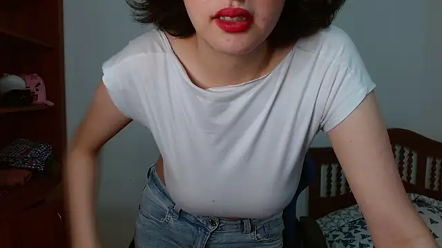 alexaa08 online show from 09-12-25, 12:38