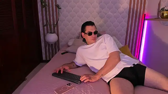 PamelaReall online show from 10-30-25, 07:50