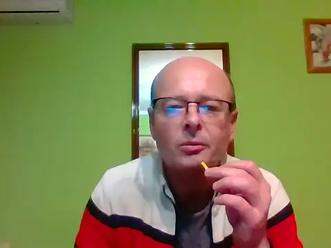 Tiger202441 online show from 11-17-25, 09:19