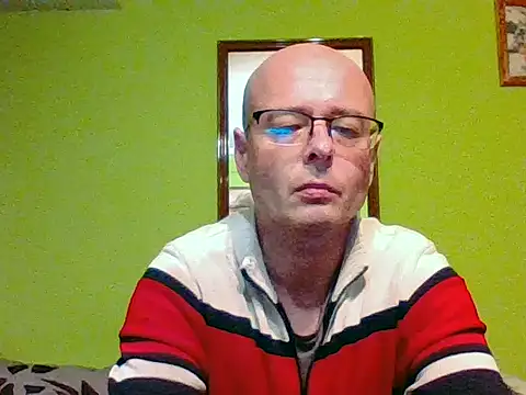 Tiger202441 online show from 12-20-25, 08:55