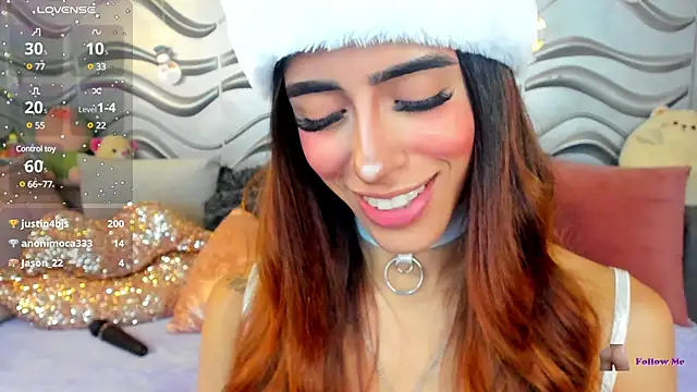 Snapshot of StormiRusso chatting on 12-15-24, 03:56 StormiRusso online show from 12-15-24, 03:56