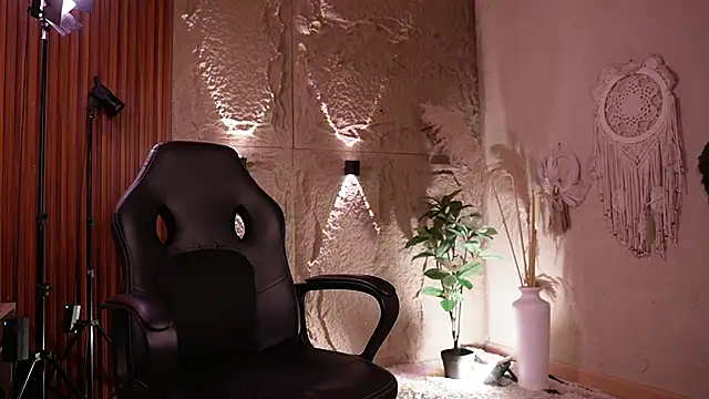 DannSaenz online show from 06-26-26, 12:44