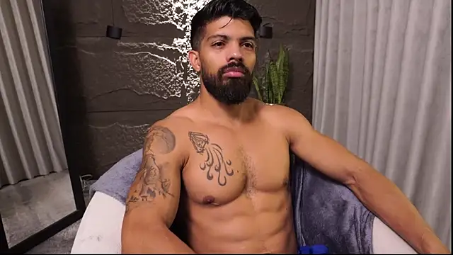 DannSaenz online show from 05-07-26, 01:36