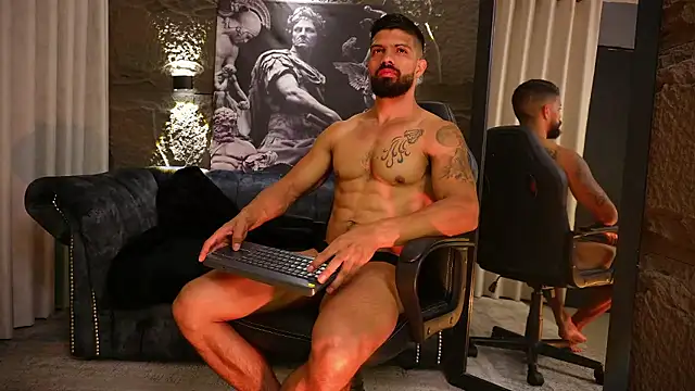 DannSaenz online show from 01-12-26, 01:40