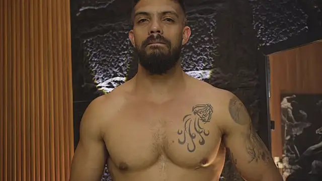 DannSaenz online show from 10-15-25, 03:05