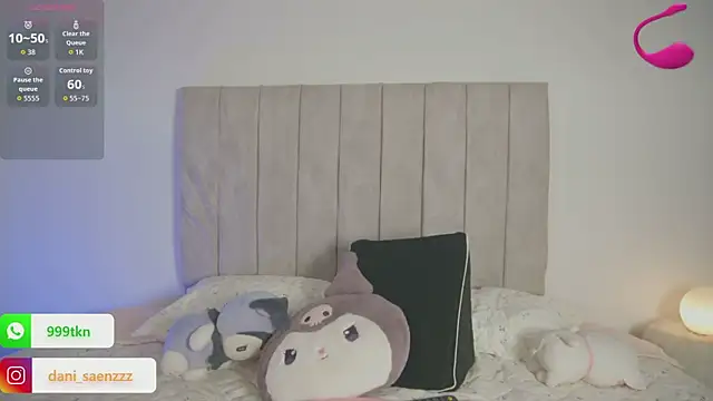 DanielaSaenz0 online show from 03-07-26, 02:18