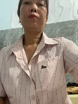 Linaannn online show from 11-02-25, 09:42