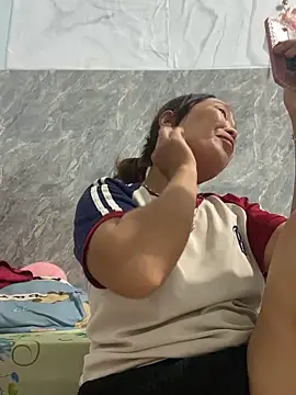 Linaannn online show from 11-06-25, 02:37