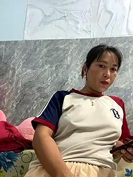 Linaannn online show from 11-12-25, 11:19