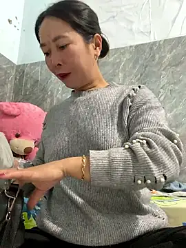 Linaannn online show from 01-11-26, 11:44