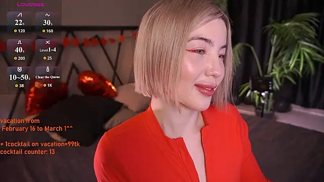 Snapshot of LindaThacker chatting on 02-12-26, 04:23 LindaThacker online show from 02-12-26, 04:23