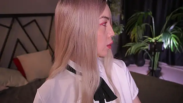 LindaThacker online show from 04-14-26, 04:39