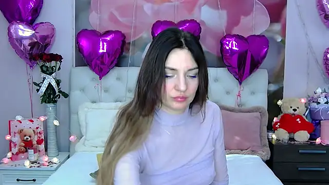 Snapshot of VioletUmi chatting on 02-12-25, 10:46 VioletUmi online show from 02-12-25, 10:46